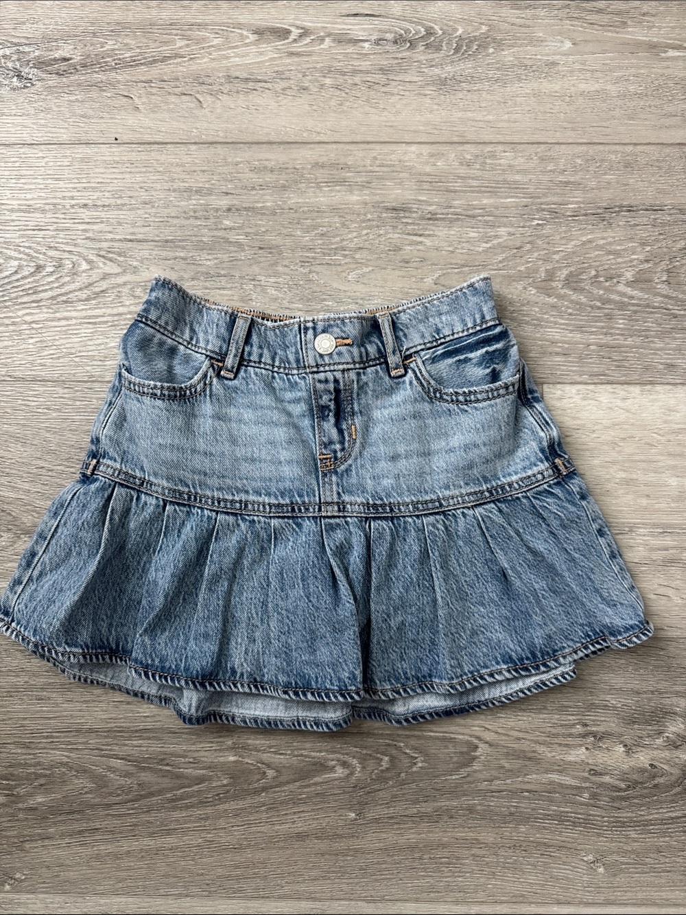 NWOT Abercrombie kids Light Blue Denim Ruffle Skirt with Shorts Size 7/8